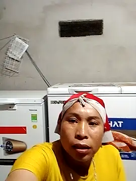 nami-2k online show from August 2, 2:04 pm