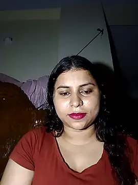 Subrina100 online show from August 3, 6:00 pm