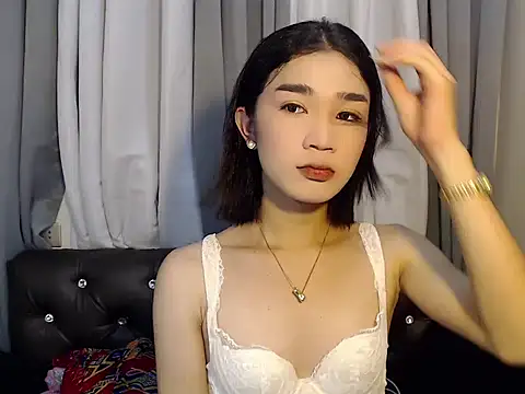 expensive nadia online show from August 5, 2:14 am