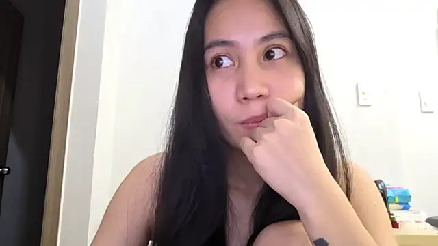 Snapshot of MyrtleCito chatting on August 7, 10:39 am MyrtleCito online show from August 7, 10:39 am