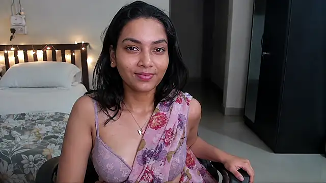 Mishika lust online show from August 4, 5:59 pm