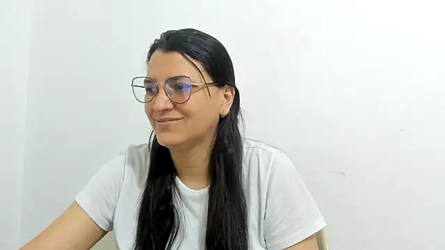 MARILYN GARCIA online show from September 27, 10:59 pm