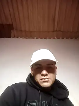 matiasjoel17 online show from August 5, 8:44 pm