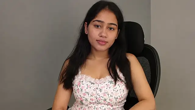 Snapshot of Manishaa59 chatting on August 6, 5:37 pm Manishaa59 online show from August 6, 5:37 pm