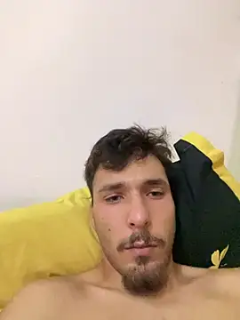 Snapshot of Roby_ahh chatting on August 6, 9:17 pm Roby ahh online show from August 6, 9:17 pm