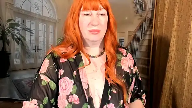 JUNOOO online show from April 18, 4:55 pm