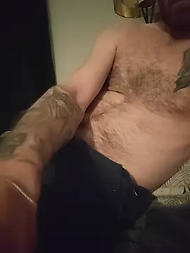 Bearded Daddy321 online show from August 9, 11:42 pm