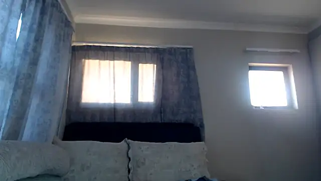 leanna23 online show from October 10, 4:00 am