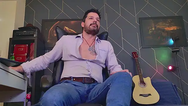 ChrisKox online show from January 18, 7:07 am
