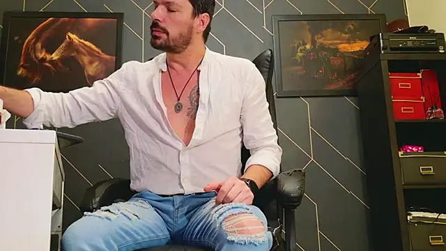 ChrisKox online show from January 25, 6:46 pm