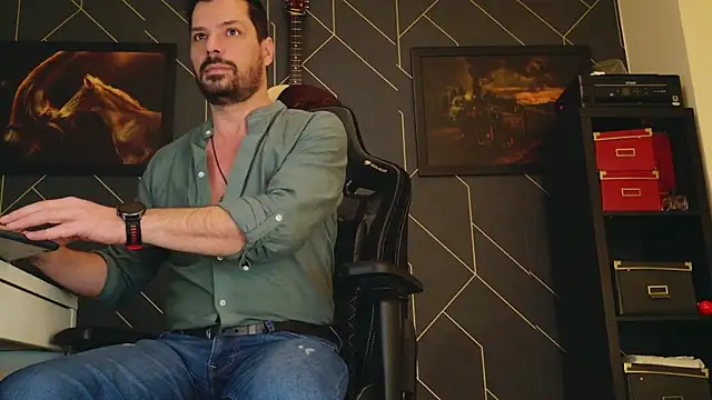 ChrisKox online show from February 18, 4:15 am