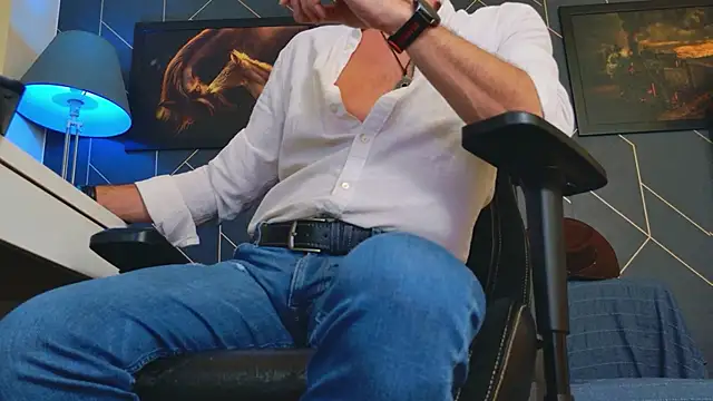 Snapshot of ChrisKox chatting on October 7, 4:09 am ChrisKox online show from October 7, 4:09 am