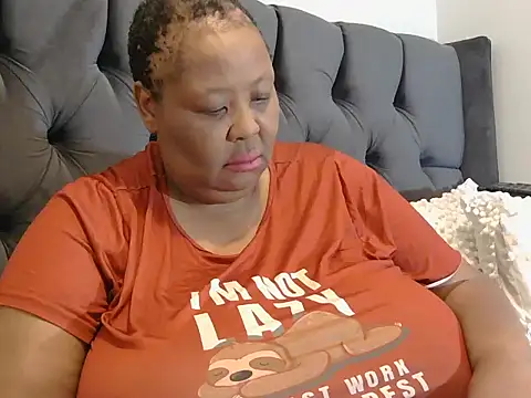 Snapshot of nancy111 chatting on November 4, 1:48 am nancy111 online show from November 4, 1:48 am