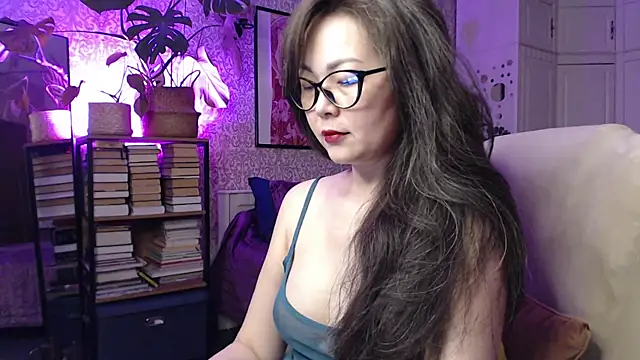 Koreanowner online show from November 13, 3:55 pm