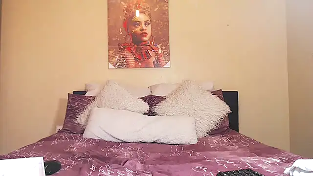 xxcougarfunxx online show from February 25, 6:45 am