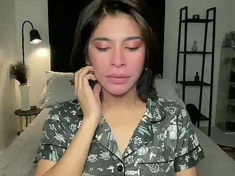 your bianca69 online show from February 17, 11:53 pm