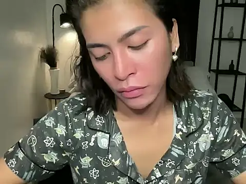 your bianca69 online show from February 18, 6:04 am