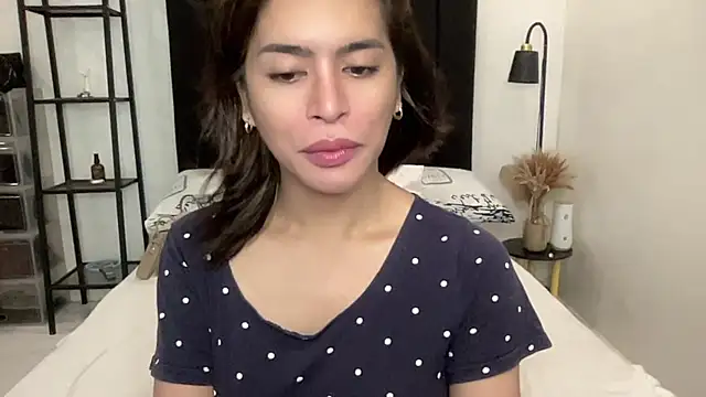 Snapshot of your_bianca69 chatting on June 8, 1:09 am your bianca69 online show from June 8, 1:09 am