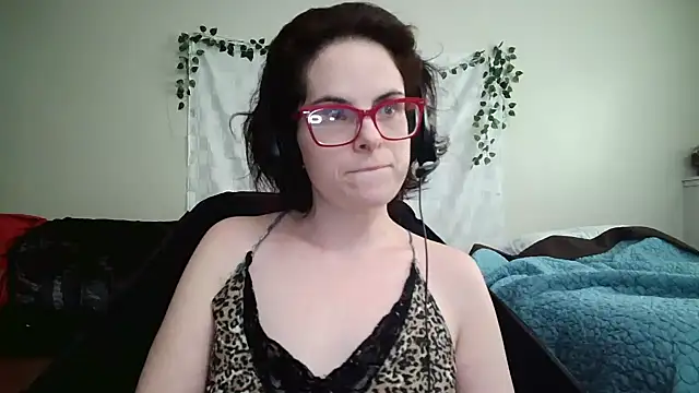 Snapshot of JessaBella chatting on March 30, 3:02 pm JessaBella online show from March 30, 3:02 pm