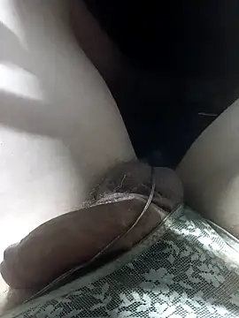 janie122 online show from December 15, 9:41 pm