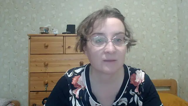 Snapshot of Smart_Rose chatting on April 12, 4:01 pm Smart Rose online show from April 12, 4:01 pm