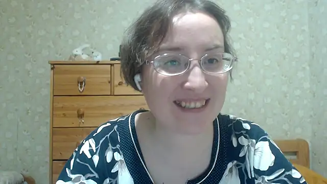 Snapshot of Smart_Rose chatting on April 16, 9:39 pm Smart Rose online show from April 16, 9:39 pm