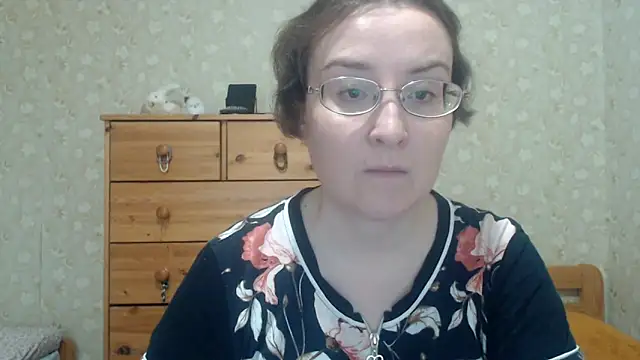 Snapshot of Smart_Rose chatting on April 22, 2:51 pm Smart Rose online show from April 22, 2:51 pm