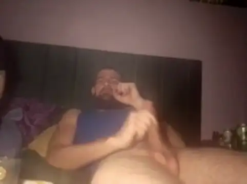 Snapshot of bam420bam chatting on March 21, 9:58 am bam420bam online show from March 21, 9:58 am