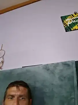 Snapshot of bam420bam chatting on June 4, 8:37 pm bam420bam online show from June 4, 8:37 pm