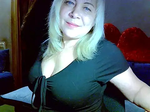 Snapshot of AgoniA7 chatting on March 19, 4:22 pm AgoniA7 online show from March 19, 4:22 pm