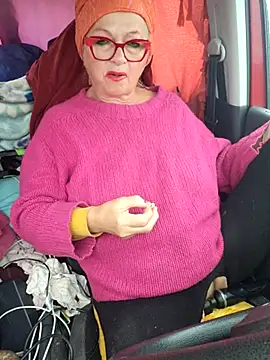 MucMilf59 online show from February 22, 8:18 am