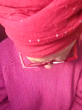 MucMilf59 online show from March 5, 7:05 am