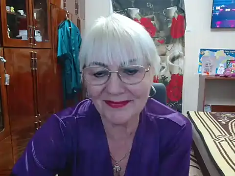 Snapshot of JenaCheim chatting on December 23, 6:33 am JenaCheim online show from December 23, 6:33 am