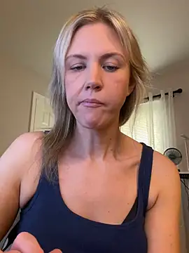 Kay Cakes online show from July 15, 2:22 pm