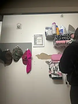 Snapshot of Jade_Cartier chatting on January 10, 8:10 pm Jade Cartier online show from January 10, 8:10 pm