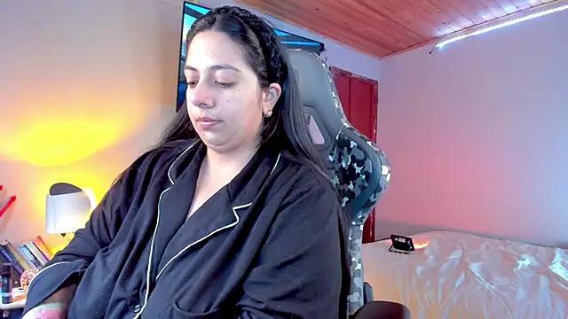 coraline latin online show from January 24, 9:15 pm