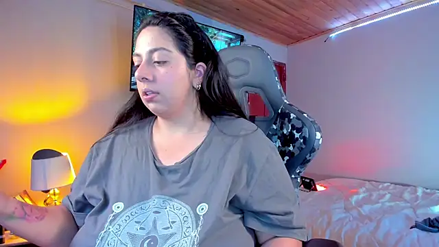 coraline latin online show from January 27, 10:38 pm