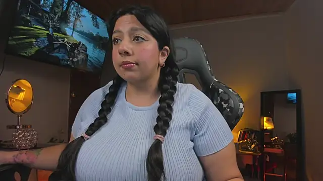 coraline latin online show from February 13, 12:02 am