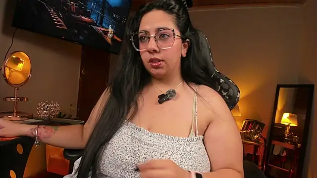 coraline latin online show from March 1, 1:32 am