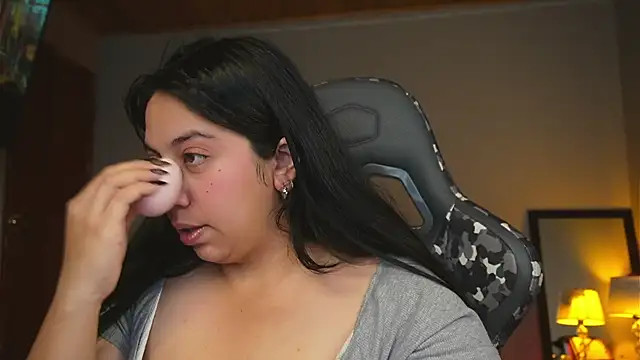 coraline latin online show from March 17, 8:51 pm