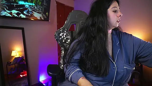 coraline latin online show from March 27, 12:16 pm