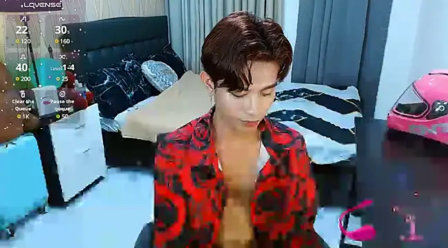 WildestTwink online show from March 8, 10:45 pm
