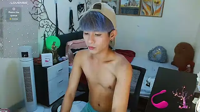 WildestTwink online show from September 11, 3:56 pm