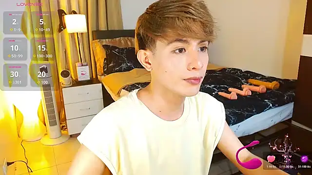 WildestTwink online show from June 24, 5:23 pm