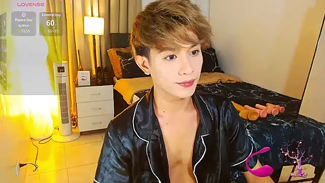 WildestTwink online show from July 9, 6:56 pm