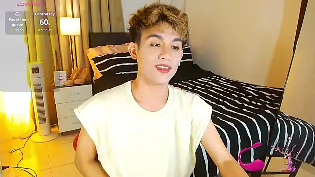 WildestTwink online show from July 28, 12:12 pm