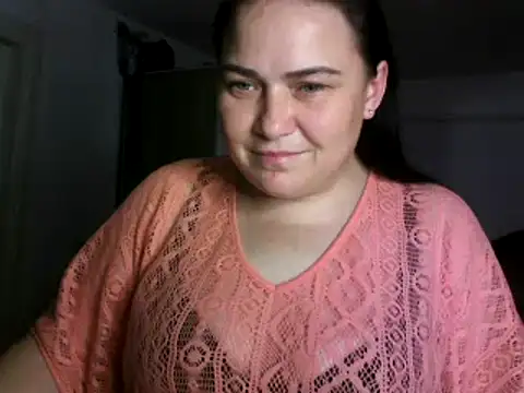 Snapshot of TammyAh chatting on December 8, 10:25 pm TammyAh online show from December 8, 10:25 pm