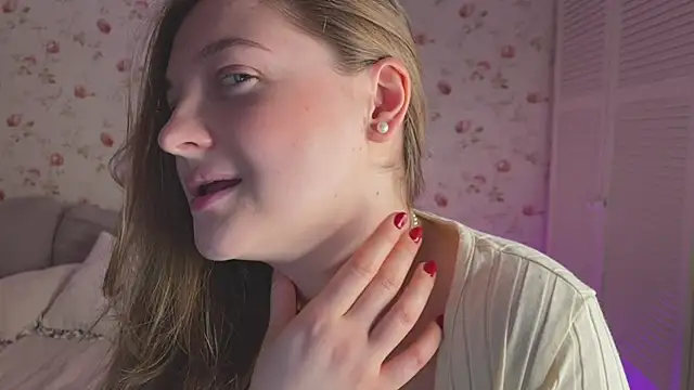 LoVenda online show from February 18, 9:31 pm