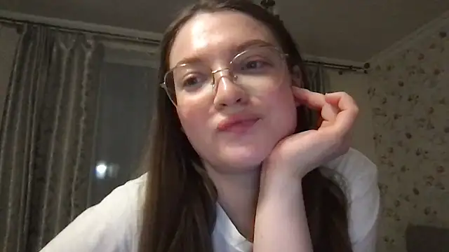LoVenda online show from February 27, 7:04 pm