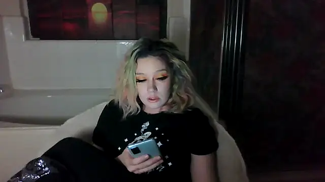 Snapshot of TEXASMARYYYJANE chatting on April 30, 2:29 am TEXASMARYYYJANE online show from April 30, 2:29 am
